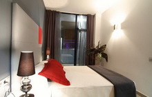 APARTHOTEL FOUR ELEMENTS SUITES 4*,   ( ϳ)