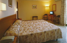 MERCEDES HOTEL 3*,   (  )