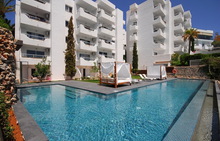 FERRERA BEACH APARTAMENT 3*, .  ( `)