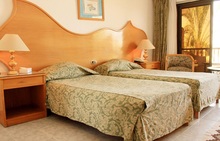 TURQUOISE BEACH HOTEL 4*   