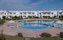 CONTINENTAL PLAZA BEACH RESORT 5*   