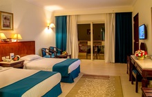 SERENITY MAKADI BEACH 5*  