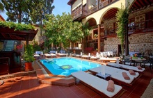 ALP PASA BOUTIQUE HOTEL , 