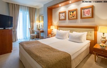  Rixos-Prykarpattya,  ., 