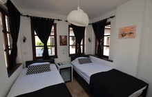 LA PALOMA HOTEL , 
