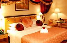 HOLIDAY INTERNATIONAL SHARJAH 4* 